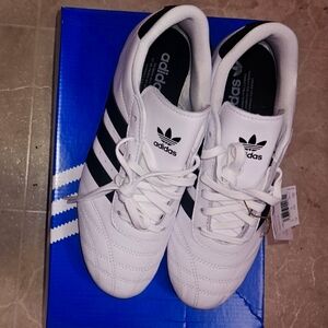 NIB Adidas Taekwondo Sneakers